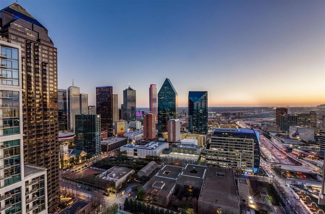 Dallas skyline view from Museum Tower